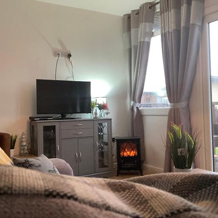 J16 Mablethorpe Pet Friendly Chalet Exterior photo